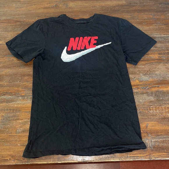Nike Other - nike t shirt men’s small